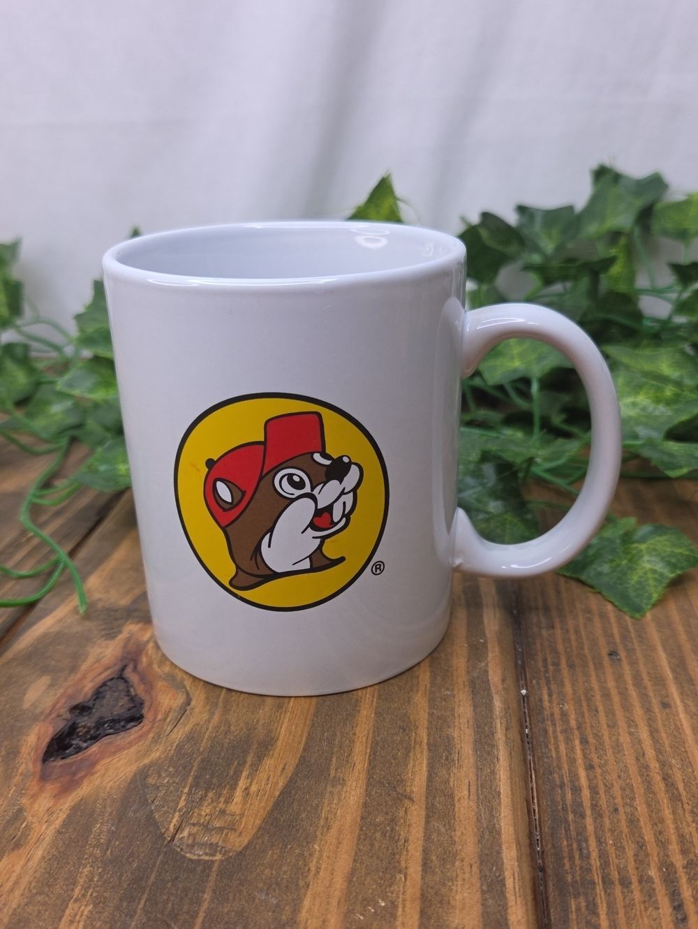Buc-ee's Beaver Logo White Ceramic Coffee Mug. Like New